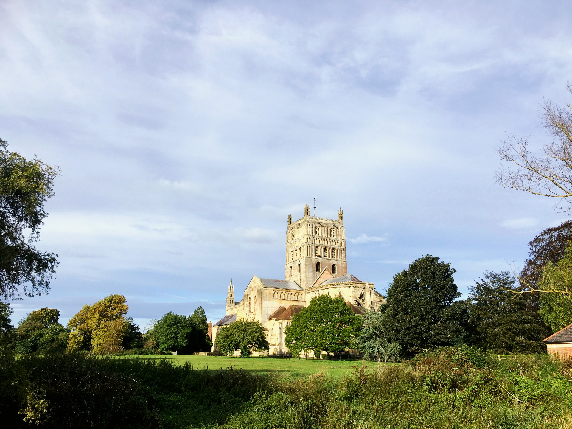 Hauntings and ghosts of Tewkesbury Abbey, Gloucestershire